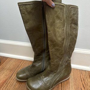 Miz Mooz Billie Green All leather boots/wedge heel/interior zipper Size 9